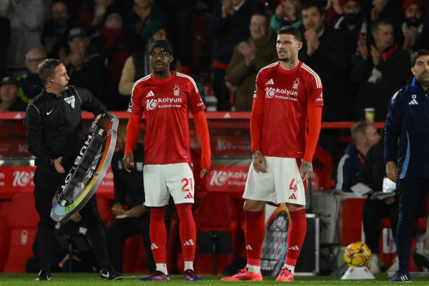 根据教育行 根据教育行