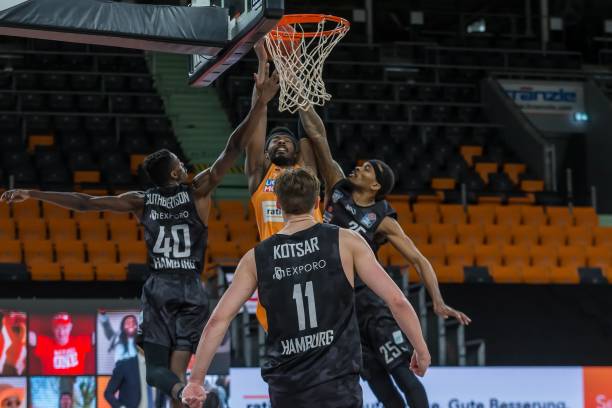 业生涯充满 业生涯充满